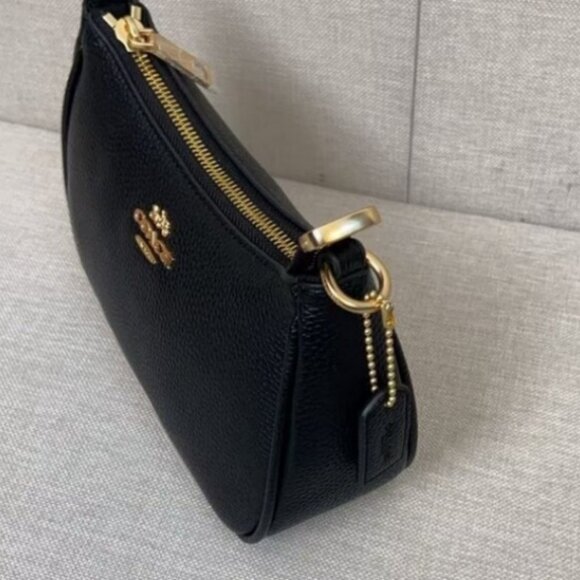 Coach Black Timeless Fashion Bag - Picture 6 of 8